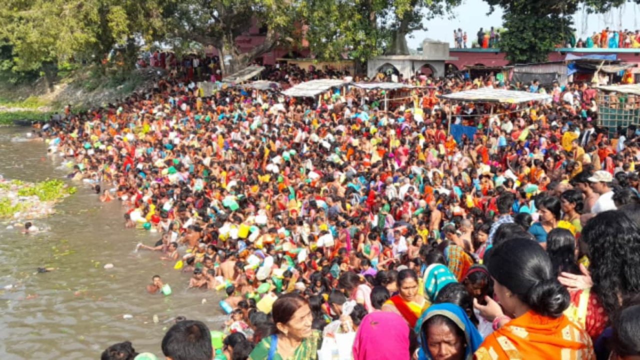 छठ महापर्व की धूम: बिहार के घाटों पर आस्था का महासागर, नड्डा और नीतीश भी हुए शामिल!